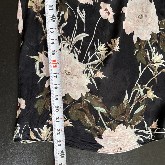 Lucky Brand Blouse Medium Dark Floral Black Pink Bell Sleeve Ruffle Whimsigoth - Picture 10 of 14